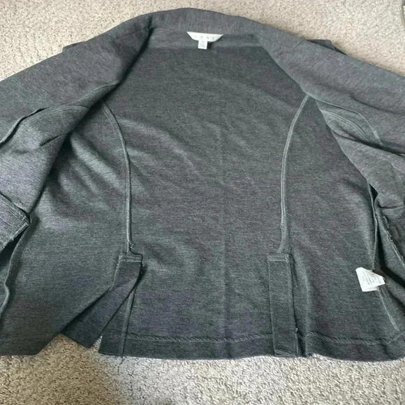 Cabi Jet Set Ponte Blazer size 10 - Picture 7 of 7